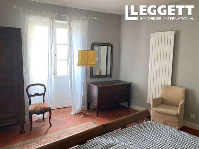 Image No.7-3 Bed House for sale