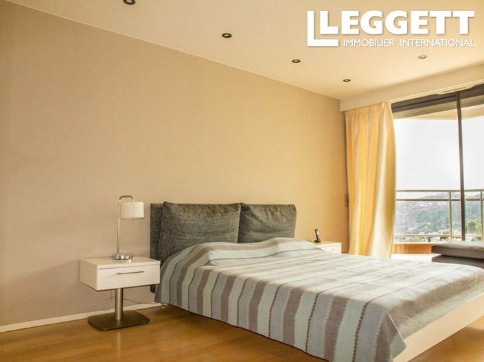 Image No.4-3 Bed Apartment for sale