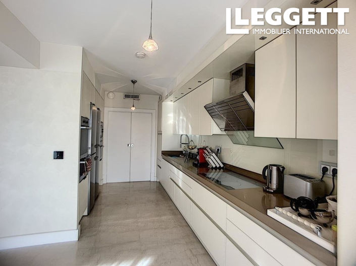 Image No.4-3 Bed Apartment for sale