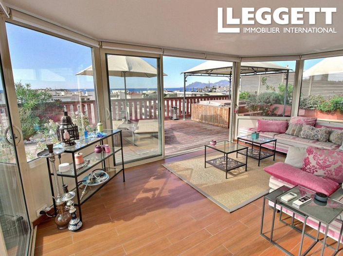 Image No.2-Appartement de 2 chambres à vendre à Cannes