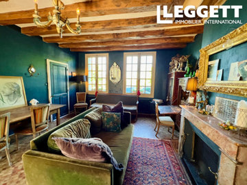 1 - Saumur, House