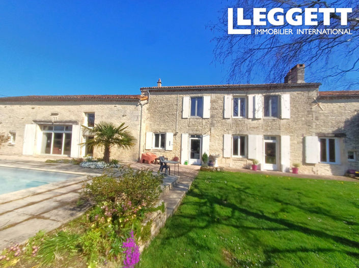 Image No.1-4 Bed House for sale