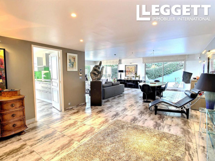 Image No.6-3 Bed Apartment for sale