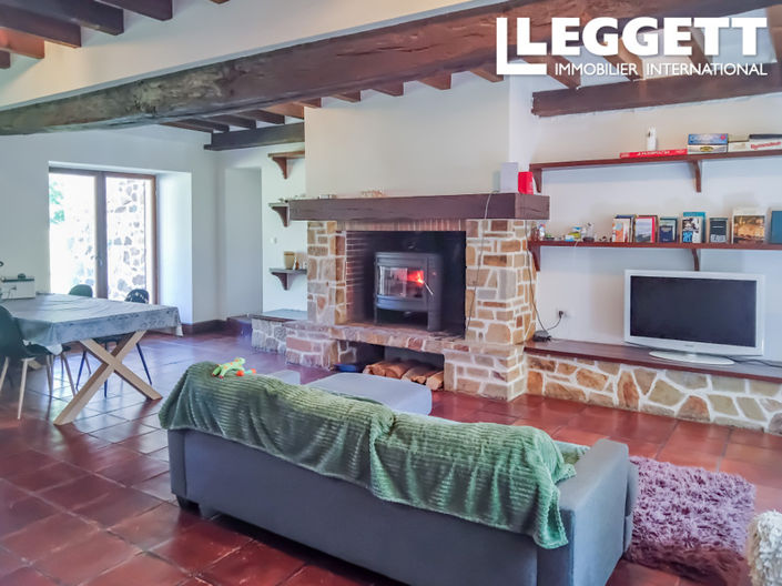 Image No.7-Maison de 4 chambres à vendre à Lesignac-Durand