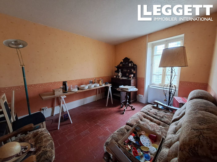 Image No.9-4 Bed House for sale