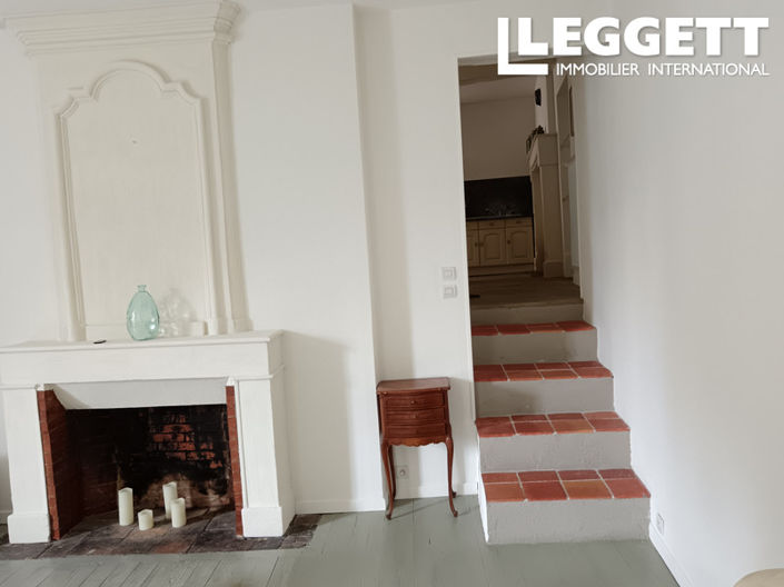 Image No.6-2 Bed House for sale