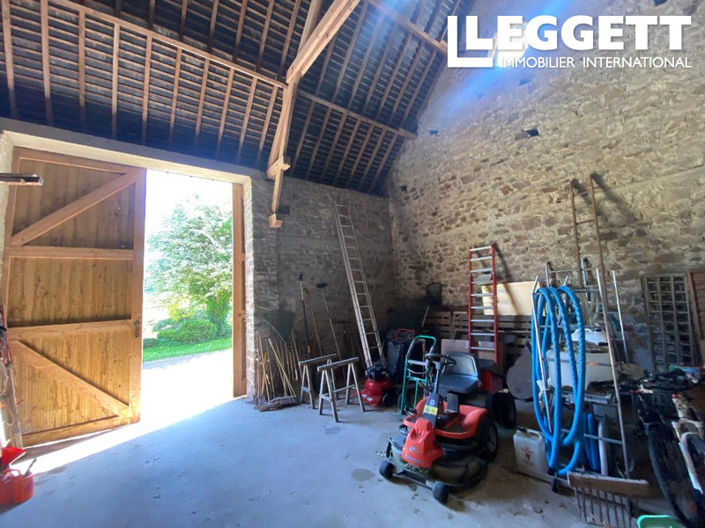 Image No.9-Maison de 6 chambres à vendre à Roncey