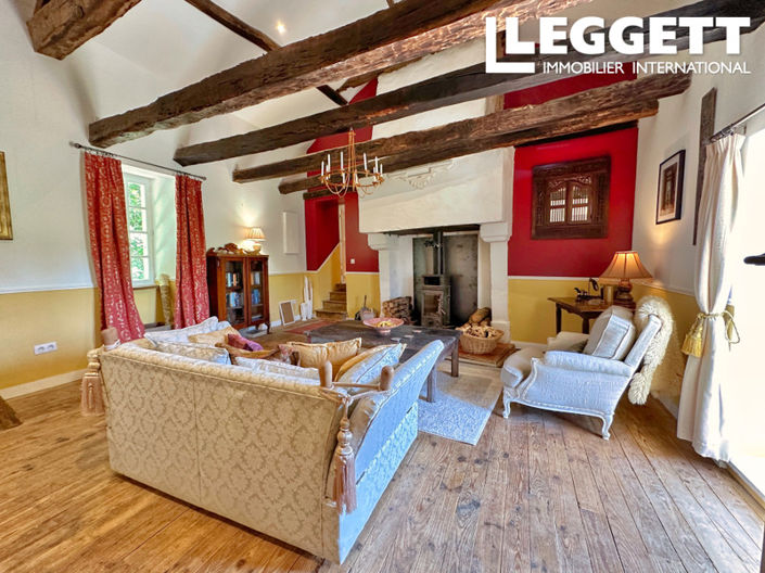 Image No.7-5 Bed House for sale