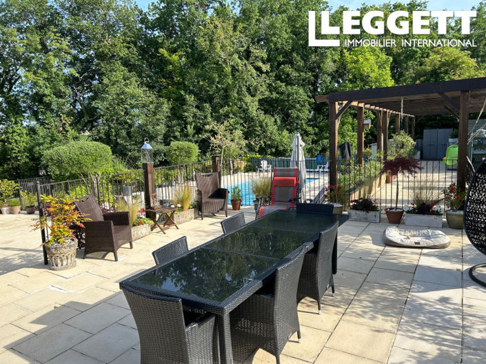 Image No.3-6 Bed House for sale