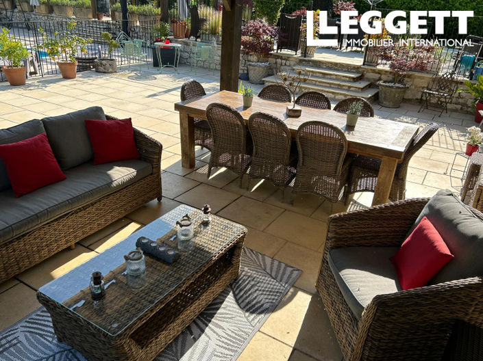 Image No.6-6 Bed House for sale