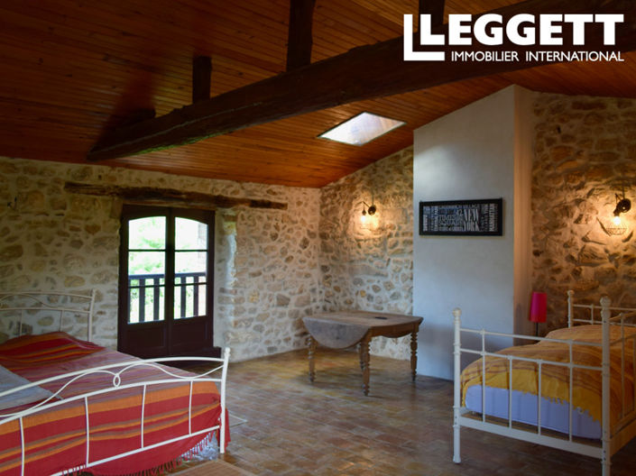 Image No.5-4 Bed House for sale