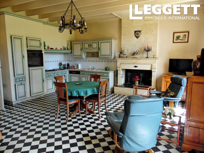 Image No.5-Maison de 4 chambres à vendre à Bourg