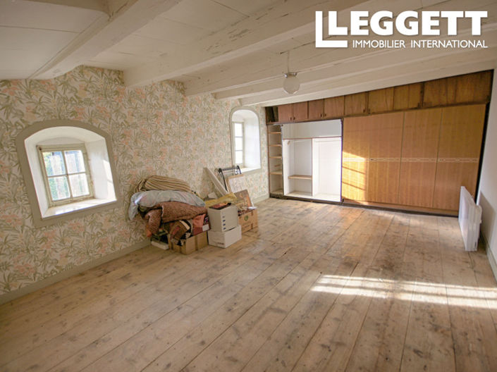 Image No.6-2 Bed House for sale