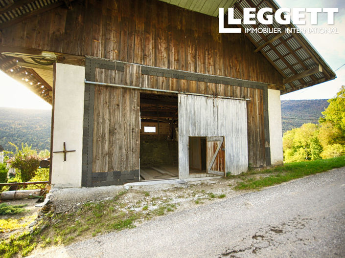 Image No.8-2 Bed House for sale