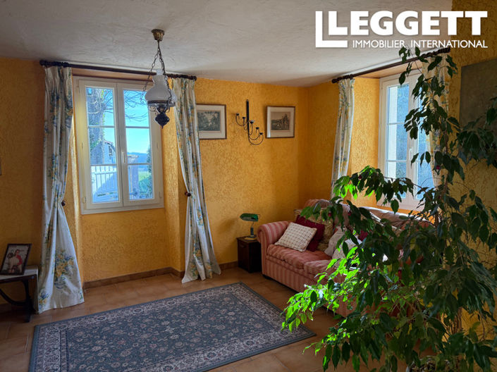 Image No.3-3 Bed House for sale