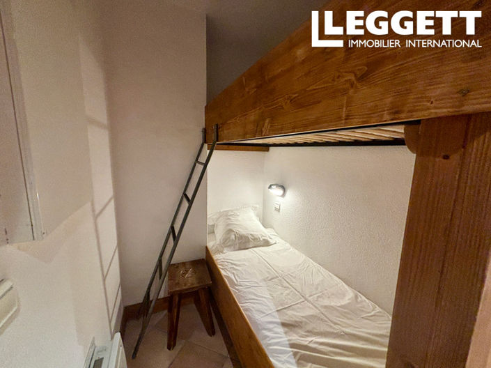 Image No.9-2 Bed Apartment for sale