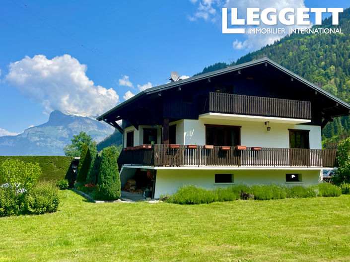 Image No.1-5 Bed House for sale
