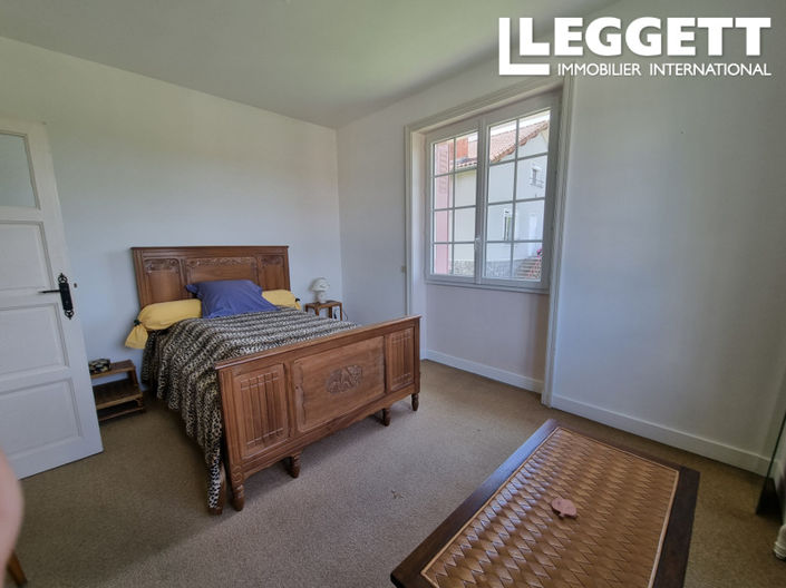 Image No.9-Maison de 6 chambres à vendre à Chassenon