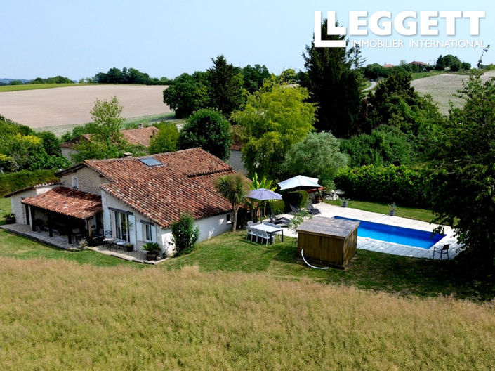 Image No.1-4 Bed House for sale