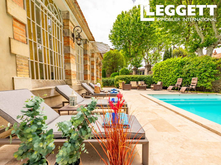 Image No.2-8 Bed House for sale