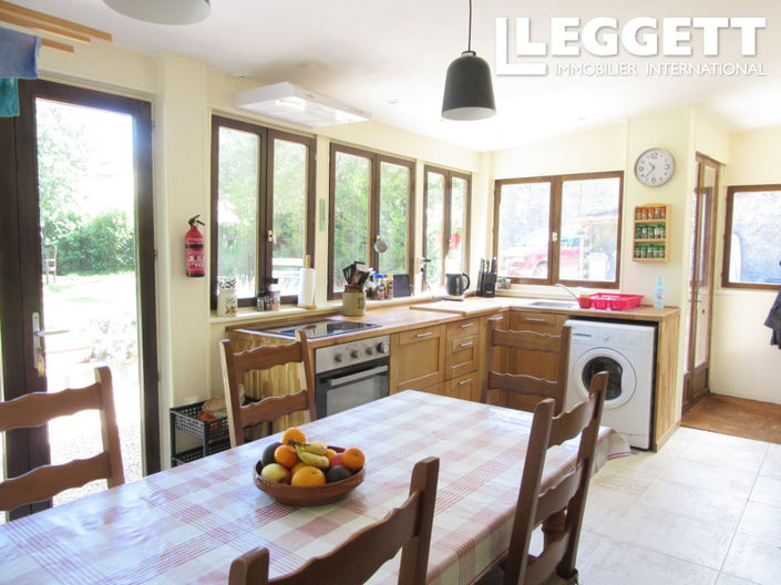 Image No.4-2 Bed House for sale