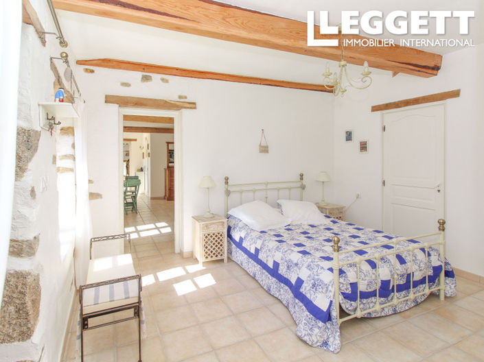 Image No.5-5 Bed House for sale