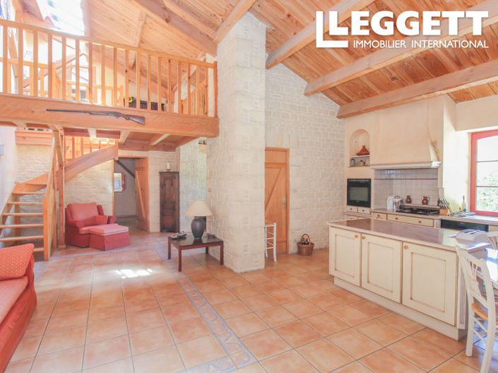 Image No.9-5 Bed House for sale
