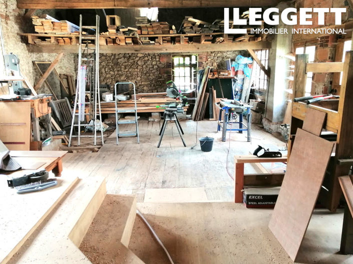 Image No.8-3 Bed House for sale