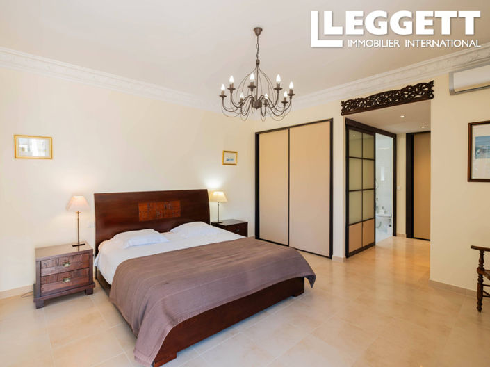 Image No.7-4 Bed House for sale