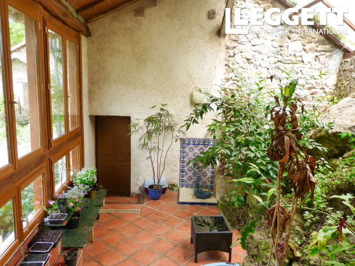 Image No.8-4 Bed House for sale