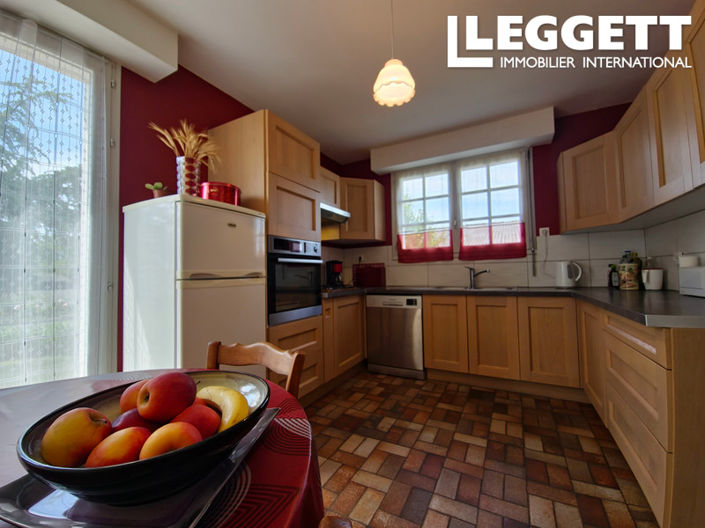 Image No.2-Maison de 3 chambres à vendre à Saint-Jean-de-Beugné