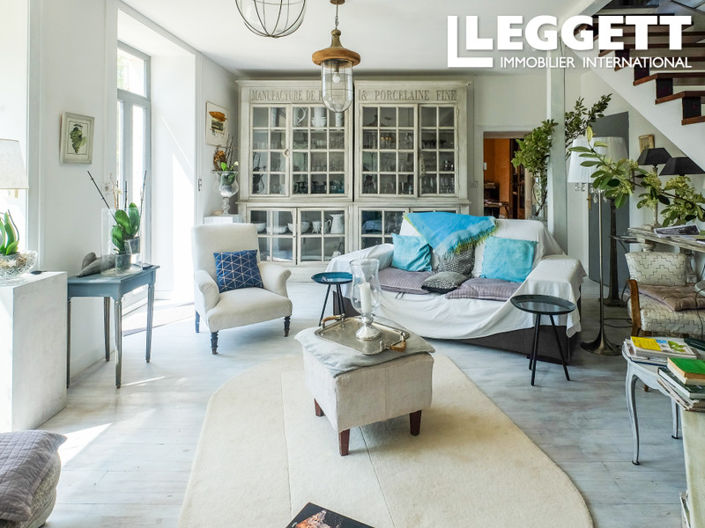 Image No.10-5 Bed House for sale