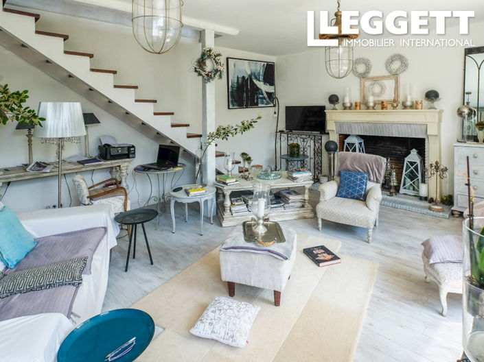 Image No.3-5 Bed House for sale