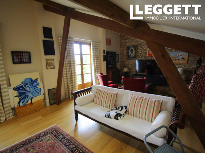 Image No.8-3 Bed House for sale