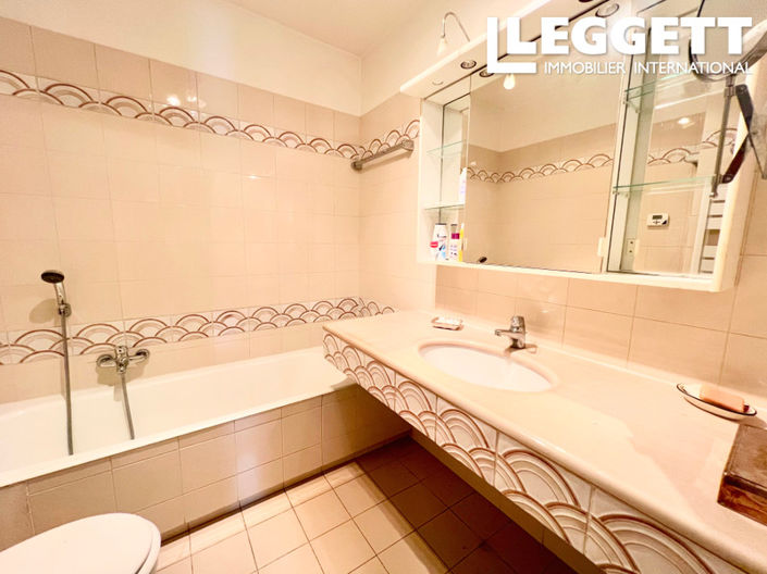 Image No.10-3 Bed Apartment for sale