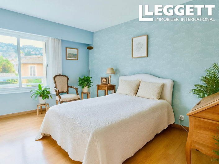 Image No.7-3 Bed Apartment for sale