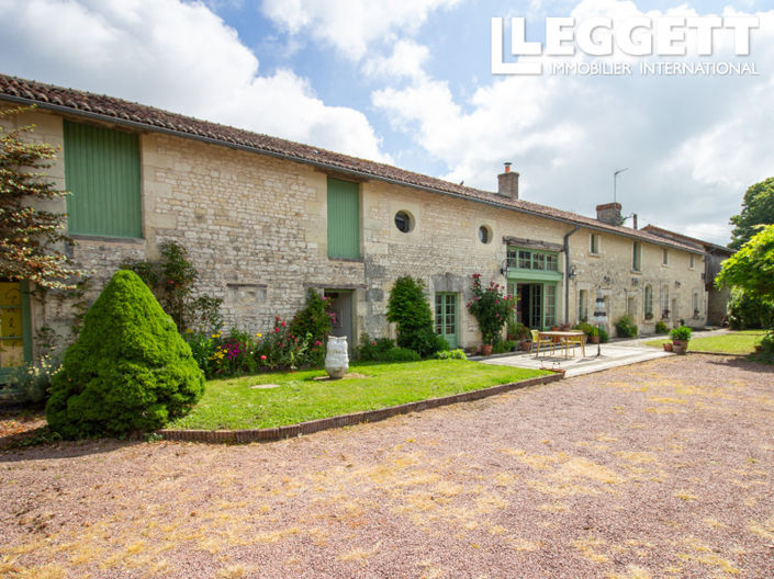 Image No.1-4 Bed House for sale