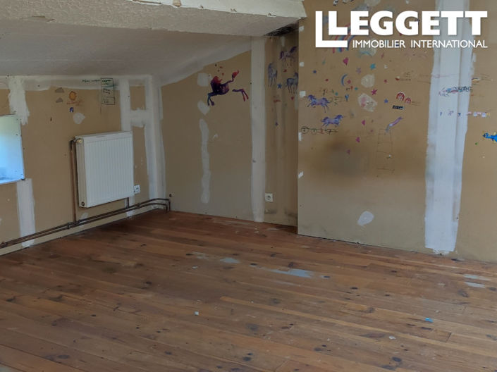 Image No.10-2 Bed House for sale