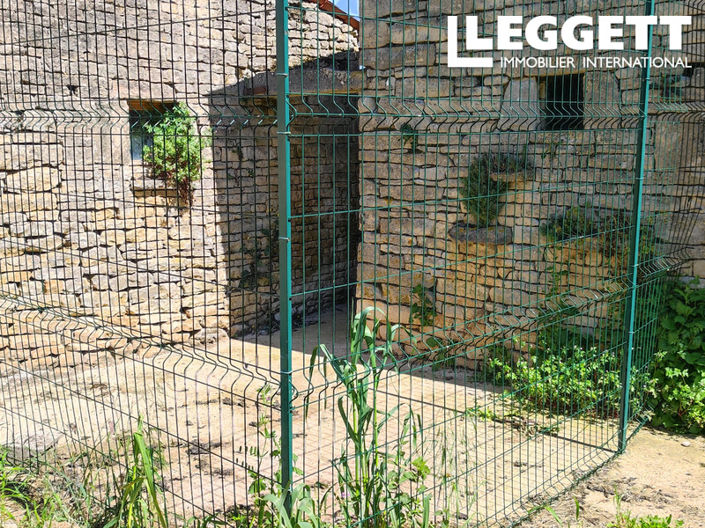 Image No.10-2 Bed House for sale