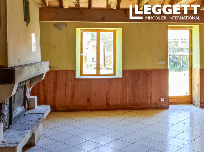 Image No.4-2 Bed House for sale