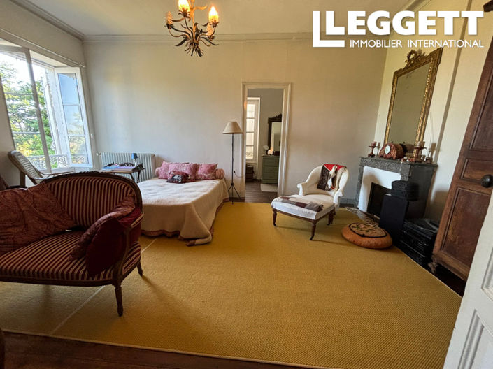 Image No.7-6 Bed House for sale