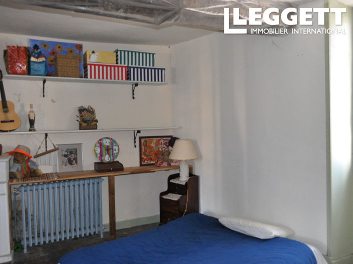 Image No.9-3 Bed House for sale