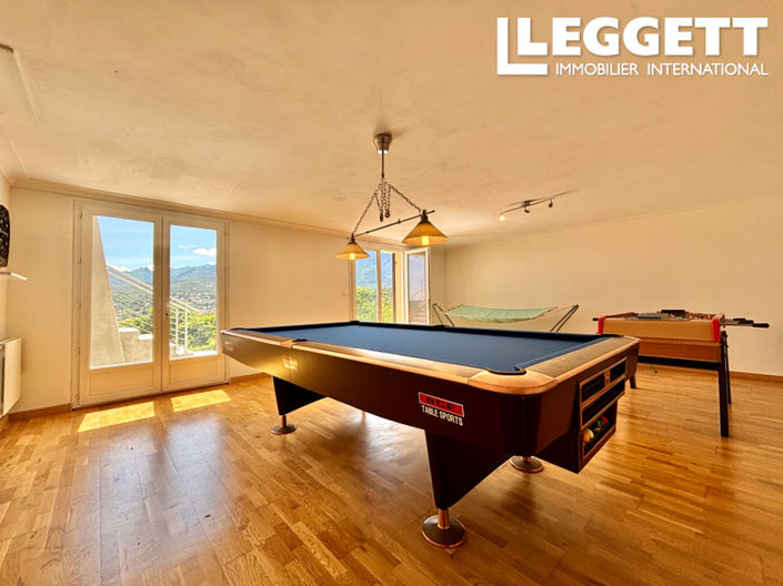 Image No.7-7 Bed House for sale