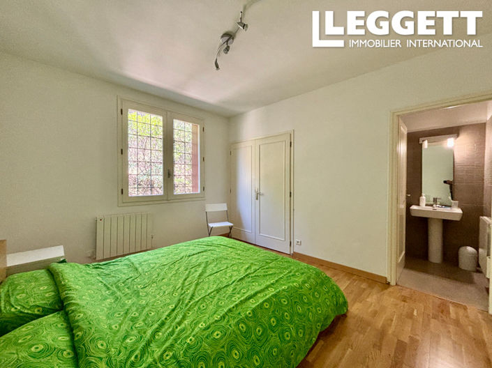 Image No.9-7 Bed House for sale