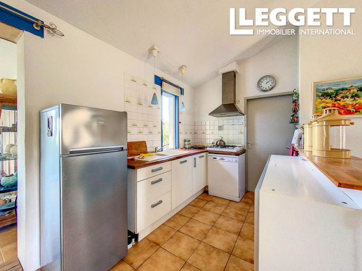 Image No.9-3 Bed House for sale