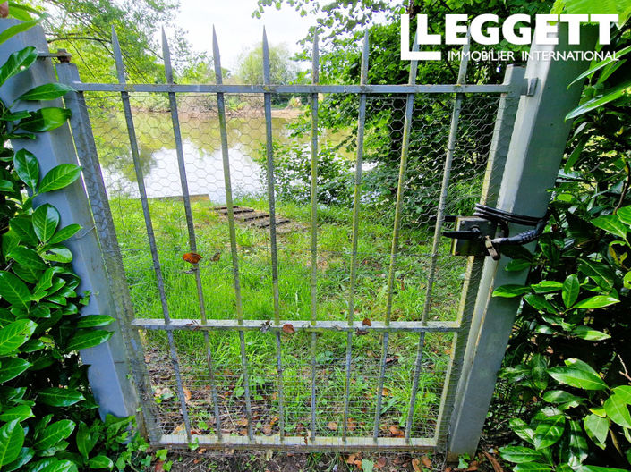 Image No.10-2 Bed House for sale