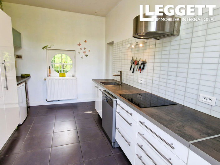 Image No.3-2 Bed House for sale