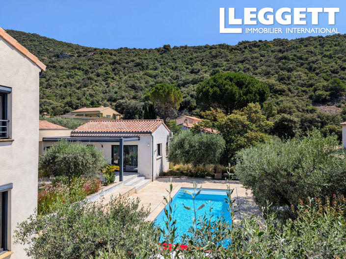 Image No.1-6 Bed House for sale