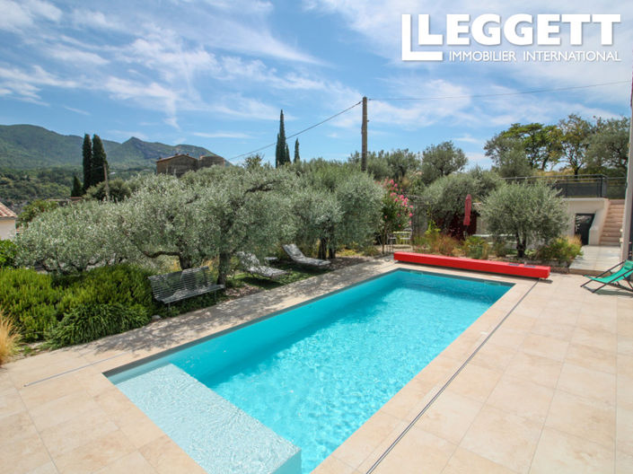 Image No.2-6 Bed House for sale