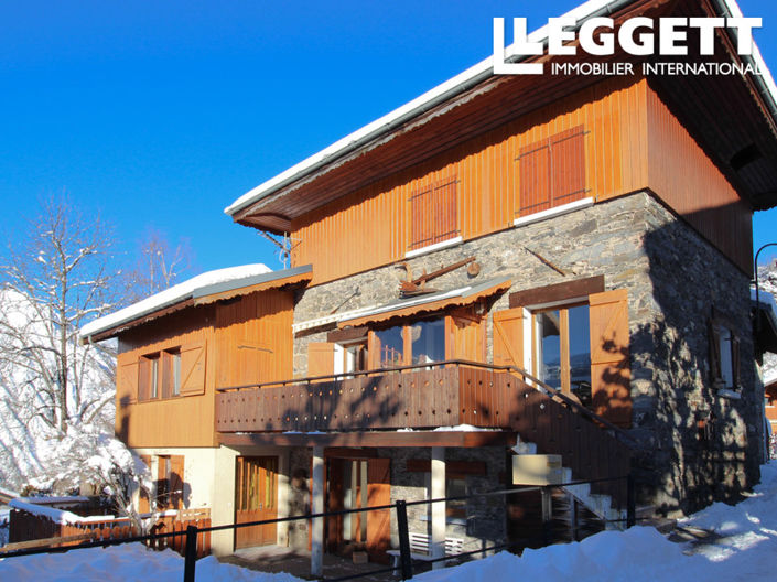 Image No.1-4 Bed House for sale